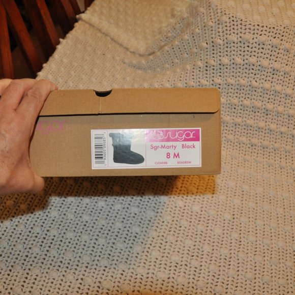 Sugar Marty Cozy Winter Boots Black Size 8 In Box - Picture 7 of 7